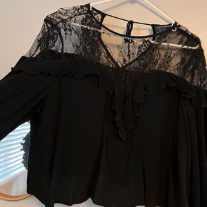 Black lace long sleeve blouse size M